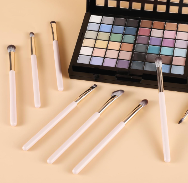 6-Piece Eye Makeup Brush Set with Blending and Angled Brow Brushes - Image 2