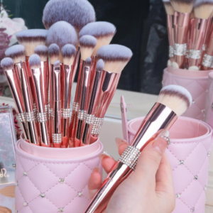 16-Piece Makeup Brush Collection with Elegant Storage Holder