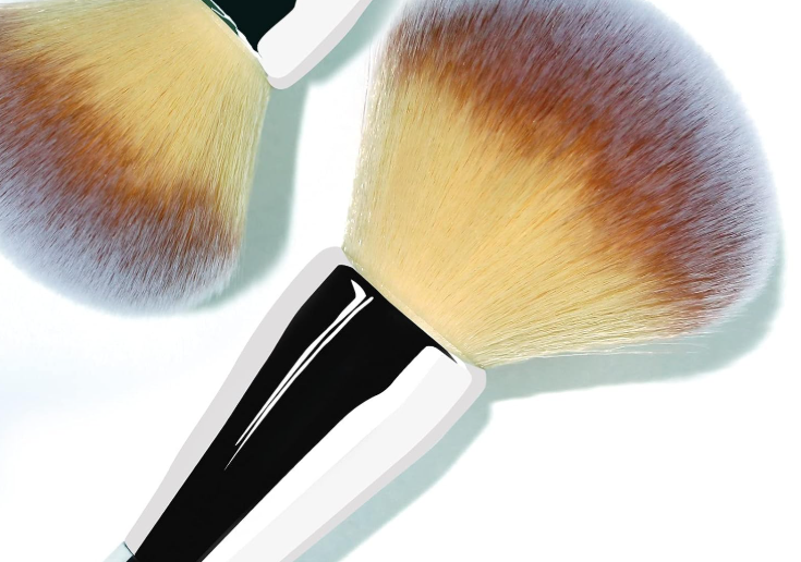 Wide Flat Angled Foundation Brush for Smooth Cream, Liquid, and Powder Application - Image 2